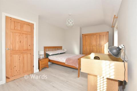 2 bedroom terraced house for sale, Kings Road, Canterbury CT3
