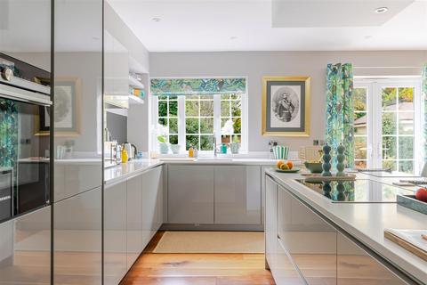 5 bedroom townhouse for sale, Chobham Road, Sunningdale