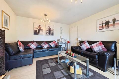 3 bedroom apartment for sale, Medina View, East Cowes, Isle of Wight