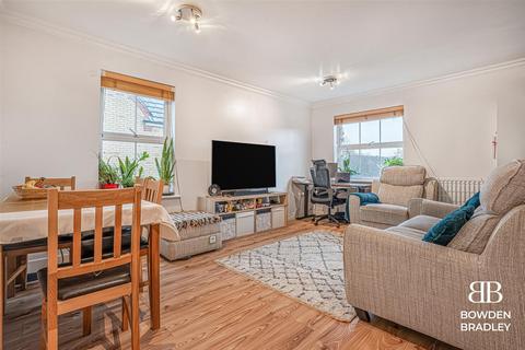 undefined, Bushy Close, Green Park Court, RM1