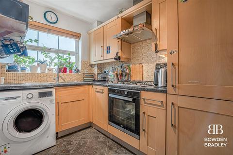undefined, Bushy Close, Green Park Court, RM1