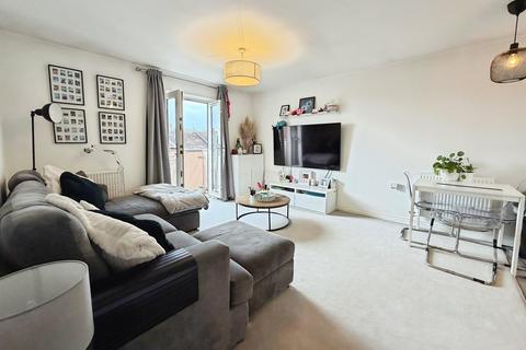 2 bedroom flat for sale, Santa Cruz Avenue, Milton Keynes, MK3