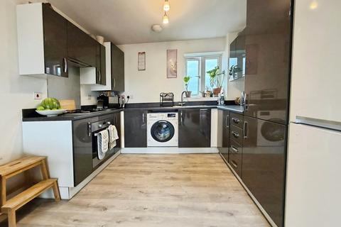 2 bedroom flat for sale, Santa Cruz Avenue, Milton Keynes, MK3