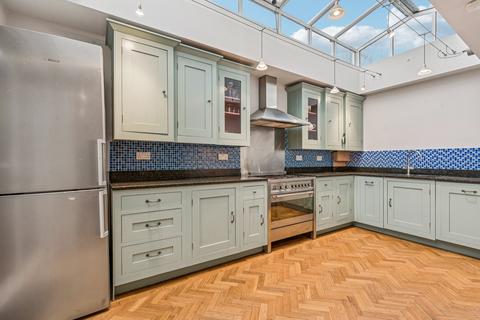 3 bedroom semi-detached house to rent, Stamford Brook Road, Hammersmith W6