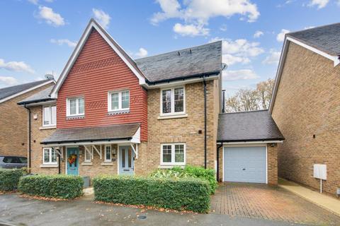 Newick Way, East Grinstead, RH19