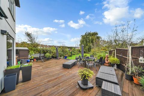 undefined, Middleton Close, London E4