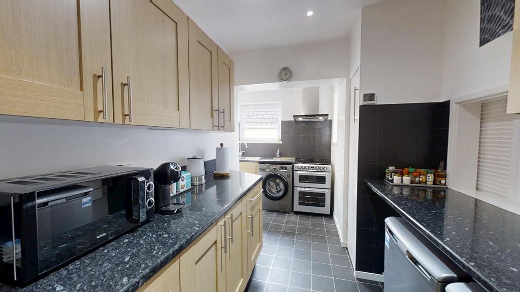 Westcliff-Road-Portland-Dorset-UK--11122025 150016