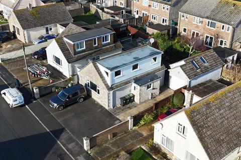 4 bedroom chalet for sale, Westcliff Road, PORTLAND
