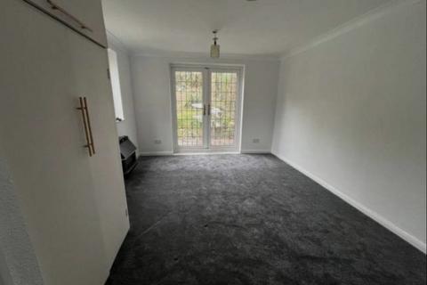 undefined, Brighton Road, Surrey, CR8