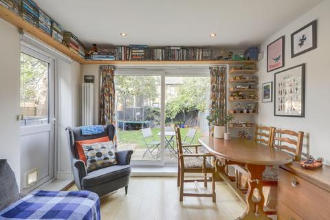 2 bedroom flat for sale, Glenwood Road, Catford, SE6