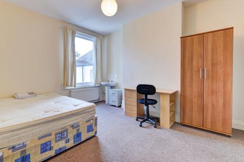 7 bedroom house to rent, Ditchling Road, Brighton BN1