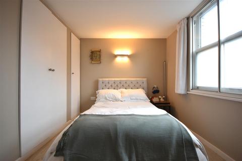 undefined, Western House, London Road, Brentford