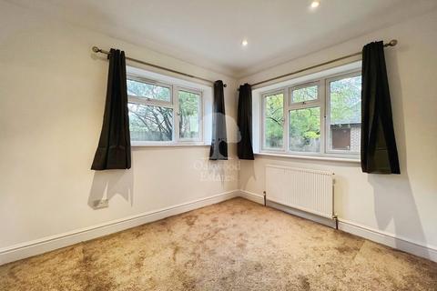 undefined, Windsor Road, Gerrards Cross SL9