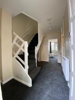 Flat share to rent, Barringer Square, London SW17