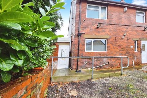 undefined, School Avenue, Dewsbury, West Yorkshire, WF13