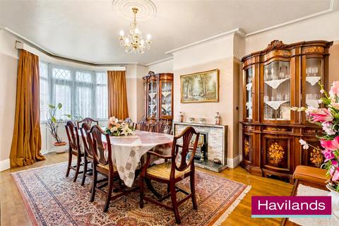 undefined, Woodland Way, London