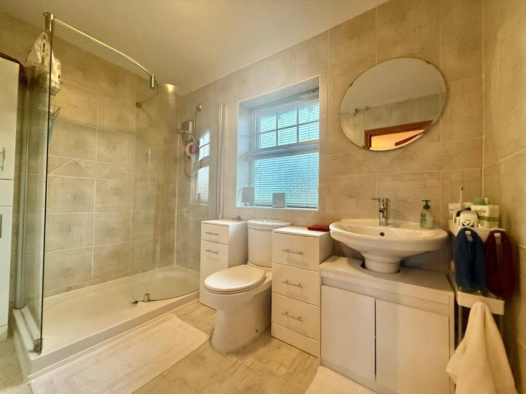 Ensuite