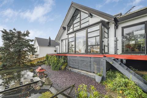 4 bedroom detached house for sale, Coltshill Drive, Swansea