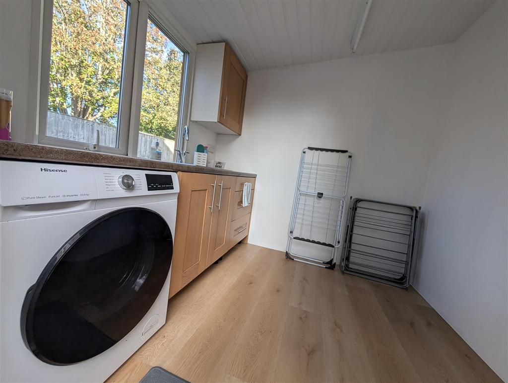 Garden room/utility room