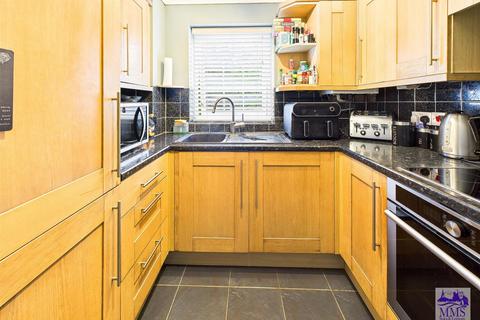 undefined, Dogwood Close, Chatham