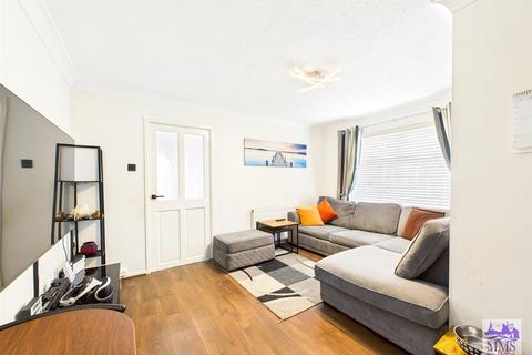 1 bedroom end of terrace house for sale, Dogwood Close, Chatham