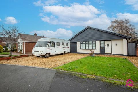 3 bedroom detached bungalow for sale, Linkside Avenue, Winwick, WA2