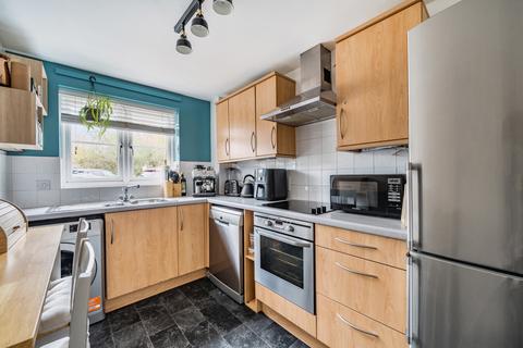 undefined, Fuchsia Grove, Reading RG2