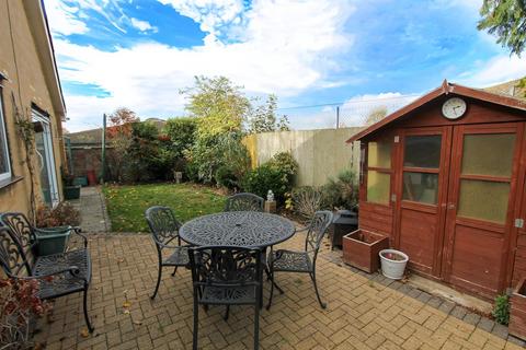undefined, Medland Close, Wallington SM6