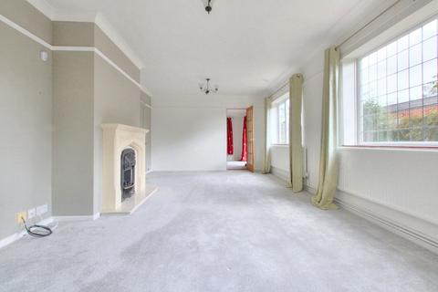 3 bedroom chalet to rent, Through Duncans, Woodbridge, IP12