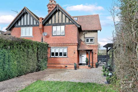 3 bedroom semi-detached house for sale, High Road, Epping CM16