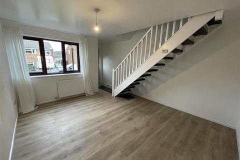 2 bedroom house to rent, Forester Drive, Stalybridge