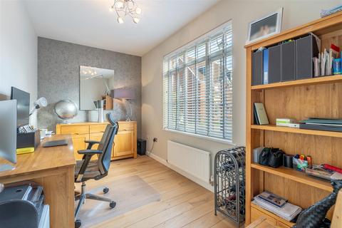 5 bedroom detached house for sale, Brook Farm Close, Bishop's Stortford