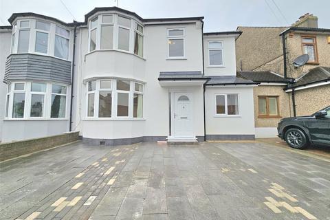 6 bedroom semi-detached house to rent, Burlington Avenue, Romford, Essex, RM7