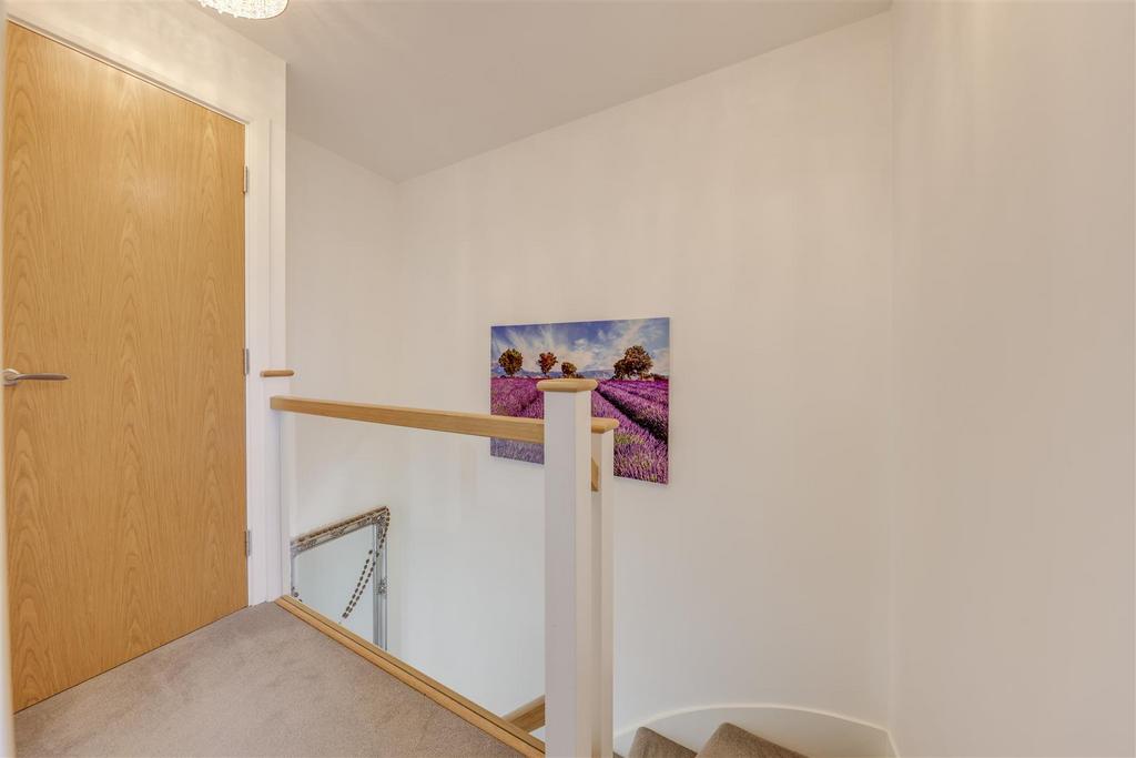 2nd Floor Landing
