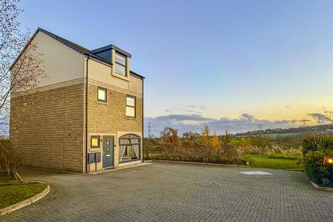 3 bedroom detached house for sale, Bleaklow Court, Hawkshaw, Bury
