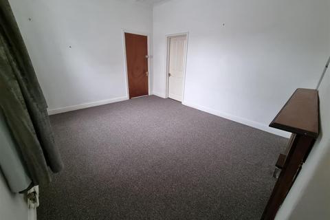 1 bedroom ground floor flat to rent, Prince Of Wales Road, Cromer