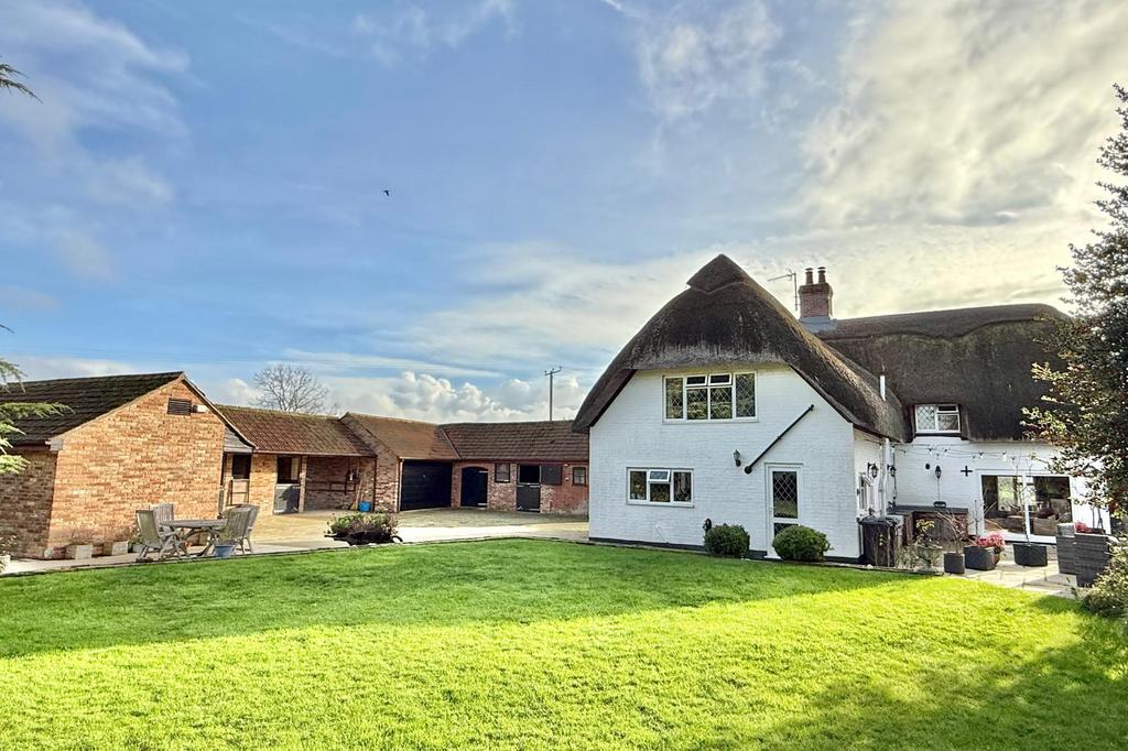 Thatched Cottage Streets Lane