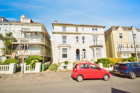 undefined, Stade Street Hythe CT21
