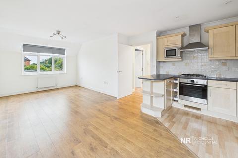 2 bedroom flat to rent, Hook Road, Chessington, Surrey. KT9