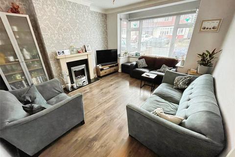 4 bedroom semi-detached house for sale, Carlton Road, Gidea Park, Romford, RM2