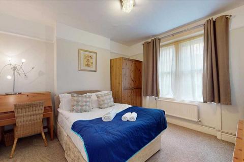 undefined, London W1H