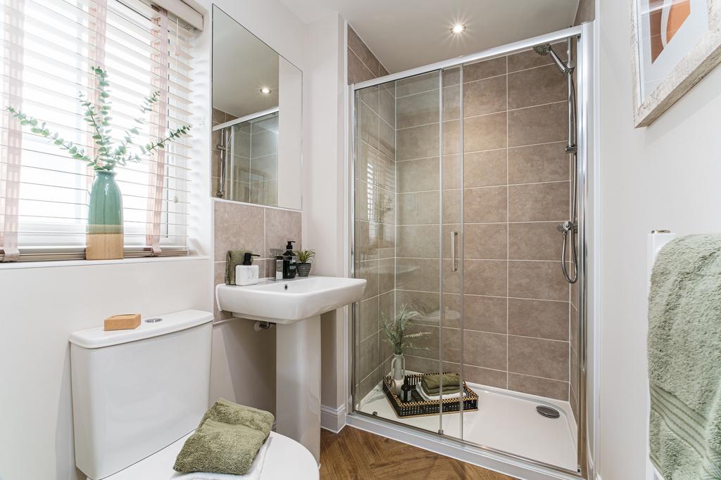 Interior view of en suite in our 3 bed Mewstone...