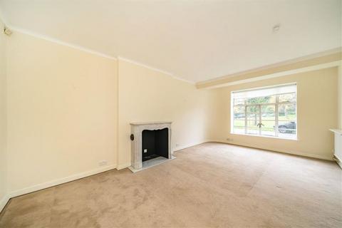 undefined, Heath Rise, London SW15