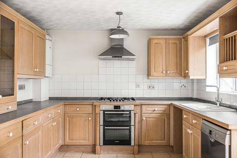 undefined, Tewkesbury GL20