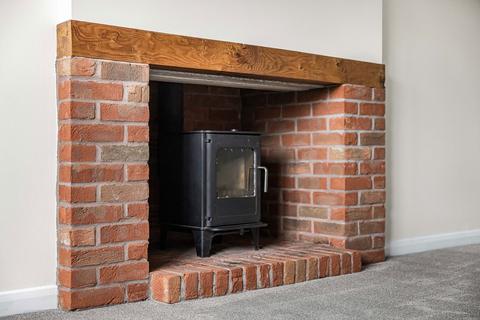 undefined, Tewkesbury GL20