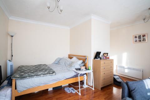 undefined, Crawley Court, West Street, Gravesend, Kent, DA11 0BE
