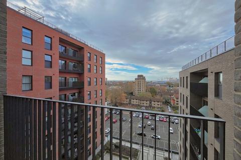 2 bedroom apartment for sale, Victoria Avenue, Southend On Sea SS2