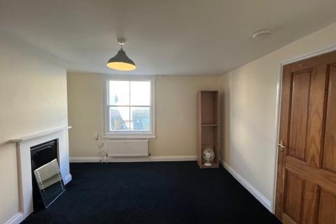 1 bedroom flat to rent, Sun Street, Waltham Abbey