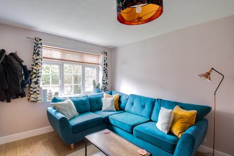 undefined, Stoneleigh Close, Oakenshaw South, Redditch, B98