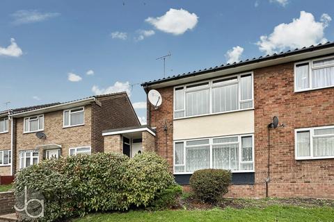 2 bedroom maisonette for sale, Geranium Walk, Colchester
